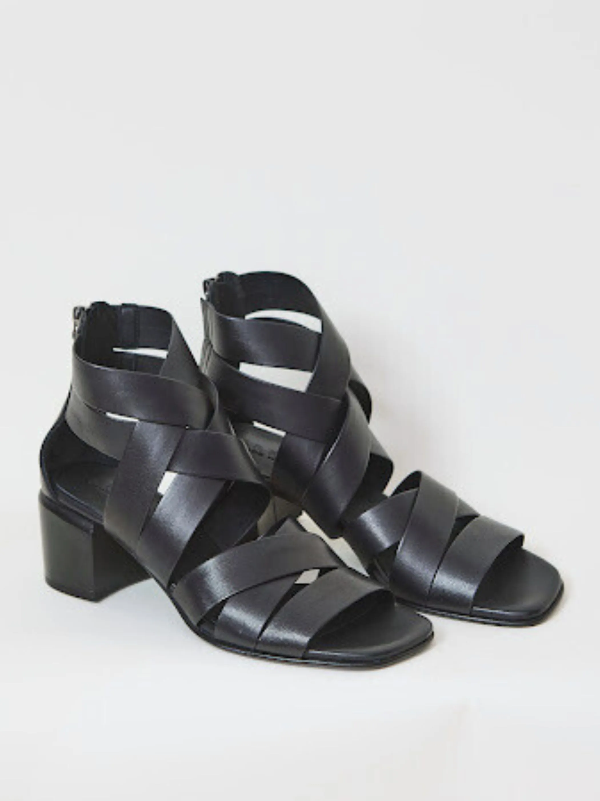 1232 Sandal, Nero Monza