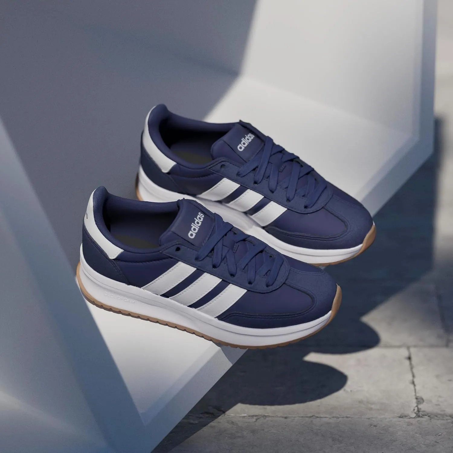 adidas Unisex-Child Run 70s 2.0 Sneaker