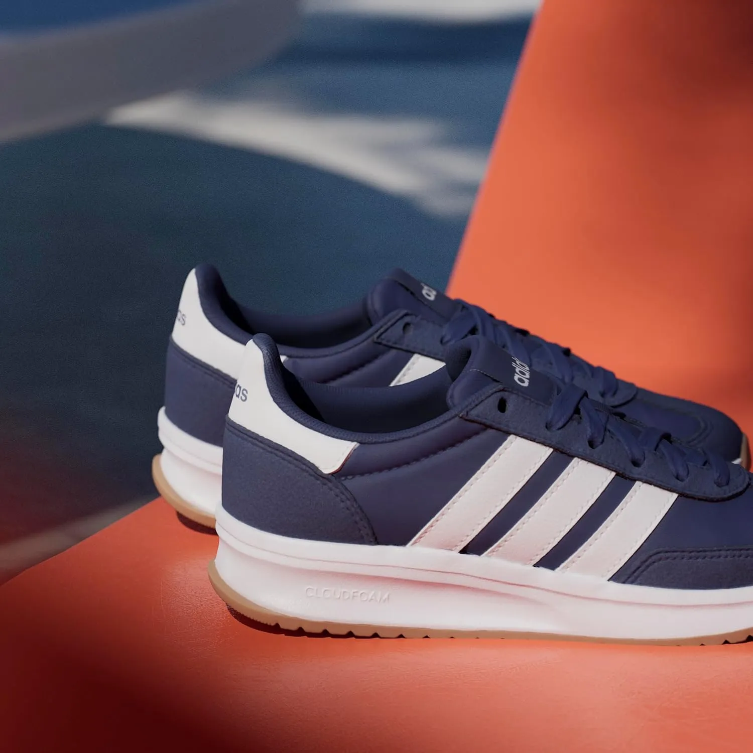 adidas Unisex-Child Run 70s 2.0 Sneaker