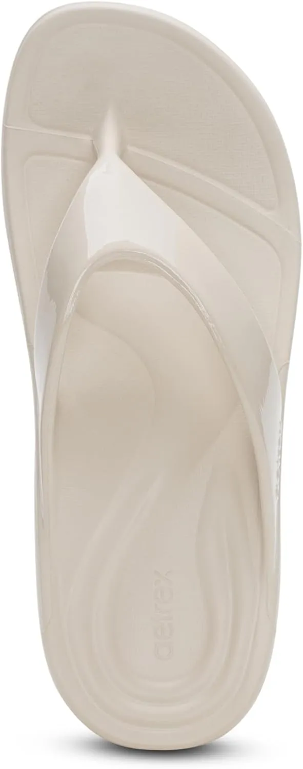 Aetrex Maui Orthopedic Flip Flops for Women Arch Support - Pressure Relief Water-friendly Shock Absorption Super Soft UltraSky EVA Foam Flip Flops