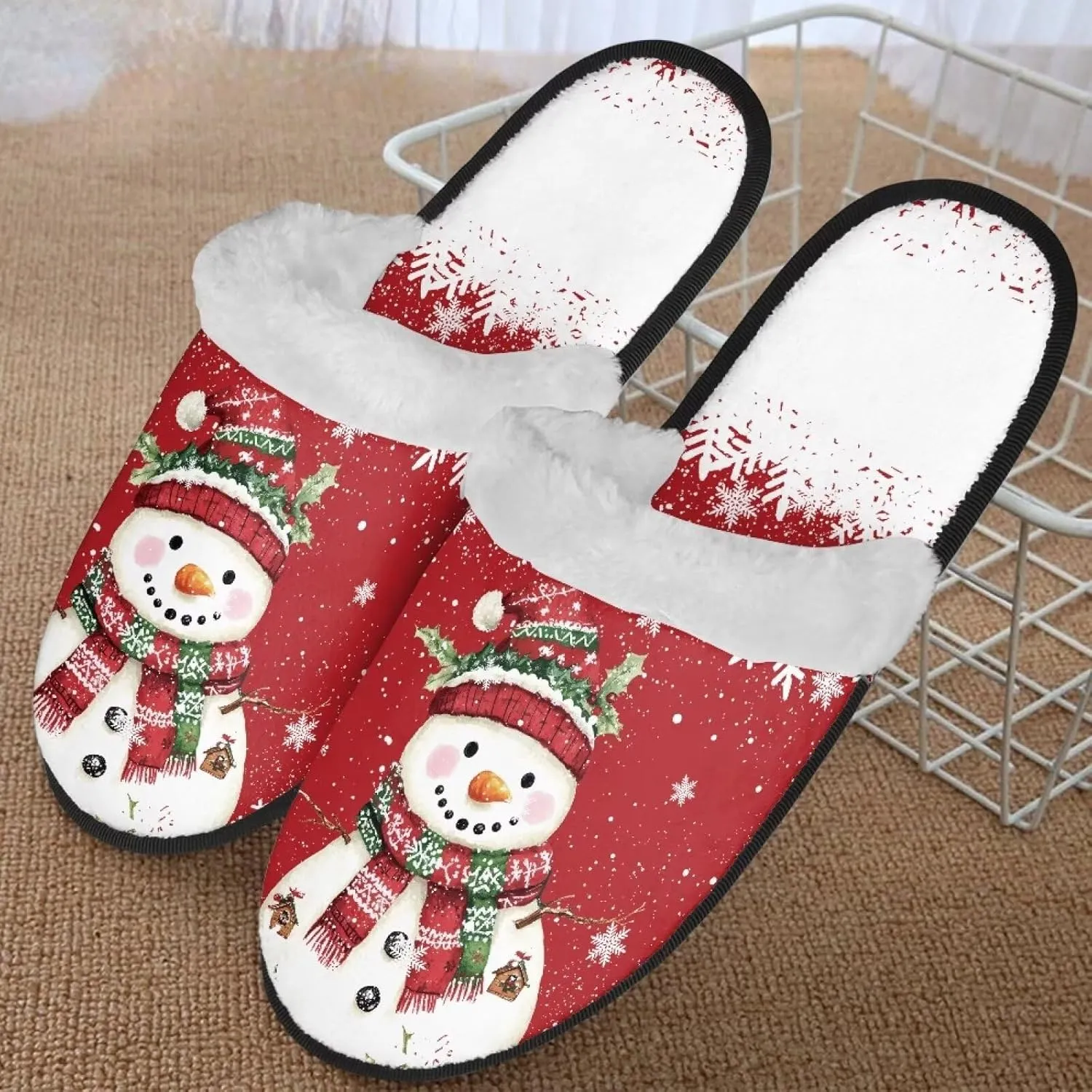 Christmas Slippers Soft Cushion Fuzzy Slippers for Women Indoor Cute Warm Anti-Slip Bedroom Slippers for Kids
