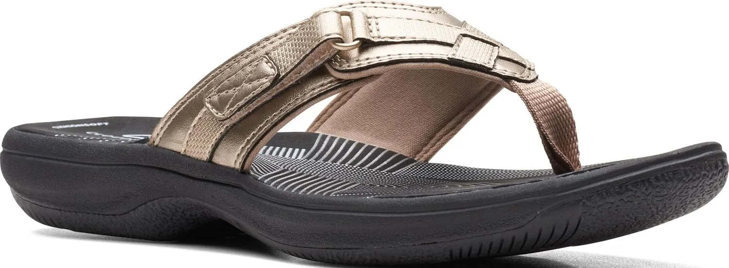 Clarks Womens Breeze Sea Flip-Flop Sandals - Comfortable Flip Flop with Adjustable Hook and Arch Support - Casual Summer Wearing Cloudsteppers for Everyday