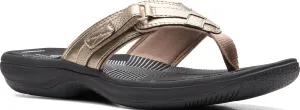 Clarks Womens Breeze Sea Flip-Flop Sandals - Comfortable Flip Flop with Adjustable Hook and Arch Support - Casual Summer Wearing Cloudsteppers for Everyday