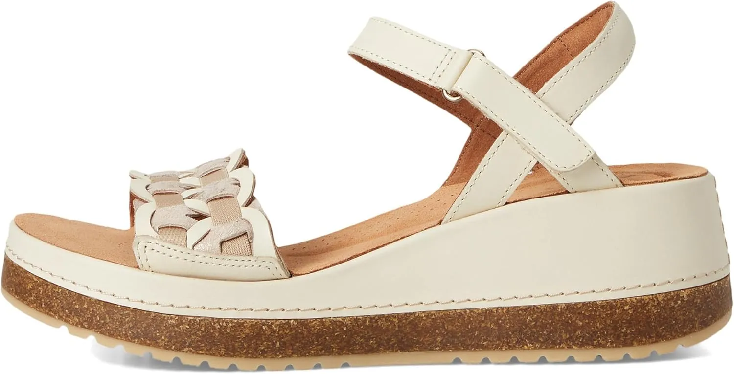 Clarks Women's Kassanda Bar Wedge Sandal