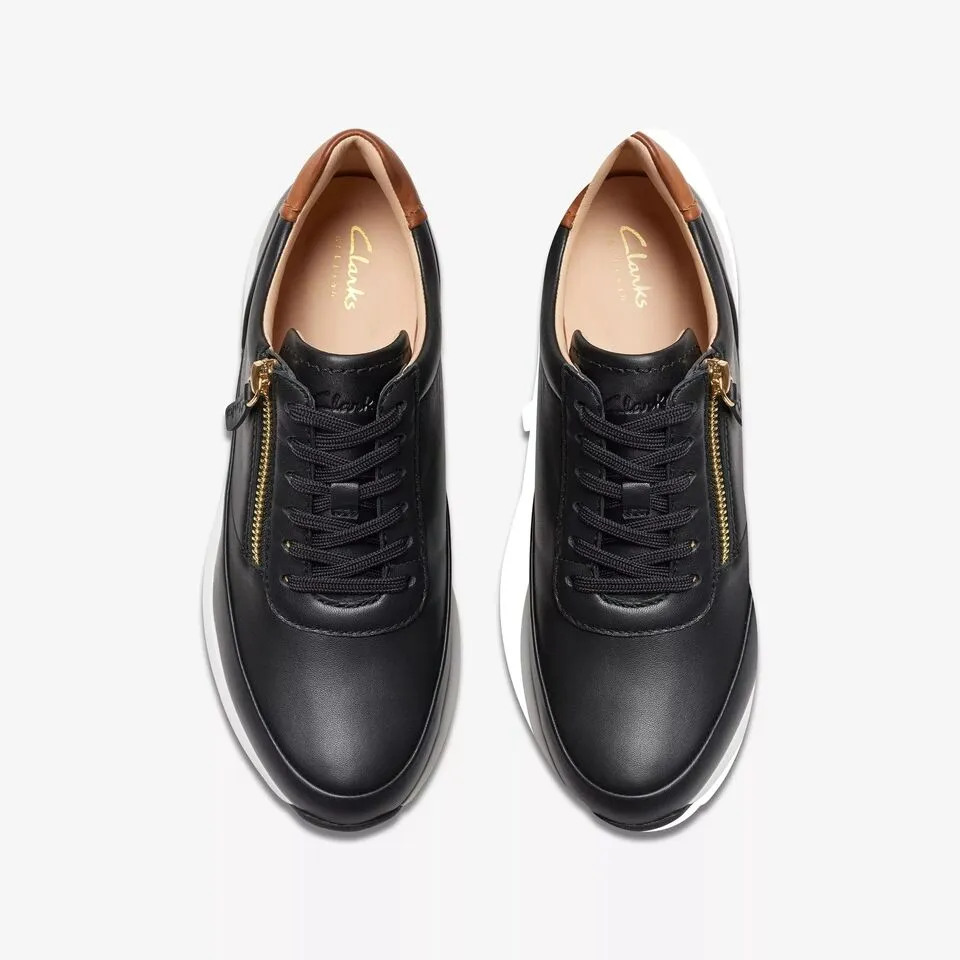 Clarks Women's Tivoli Zip Black Leather