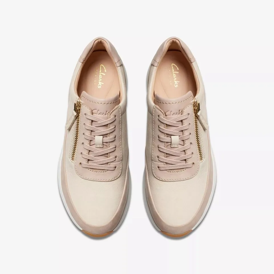 Clarks Women's Tivoli Zip Navy | Sand Combi Leather