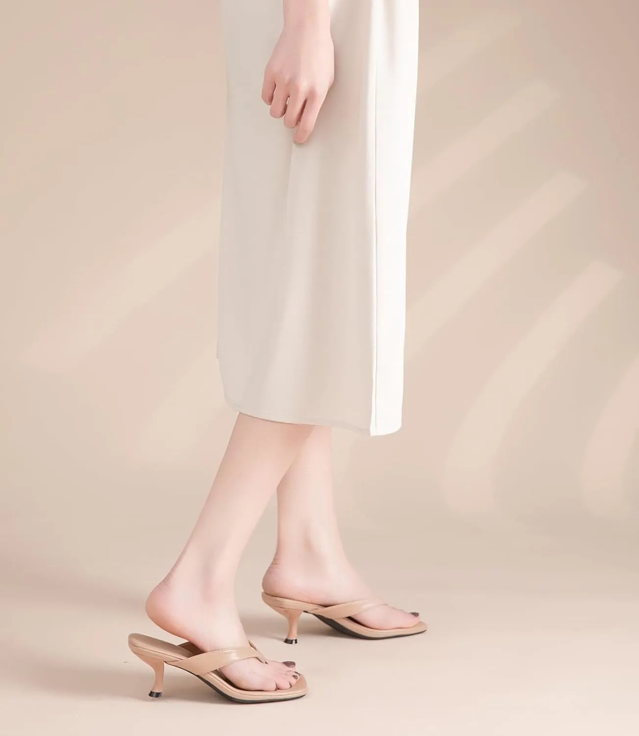 DADAWEN Women's Kitten Heels Thong Sandals Square Open Toe Flip Flop Heels Slip On Fashion Summer Dressy Party Wedding Pumps Heeled Sandals