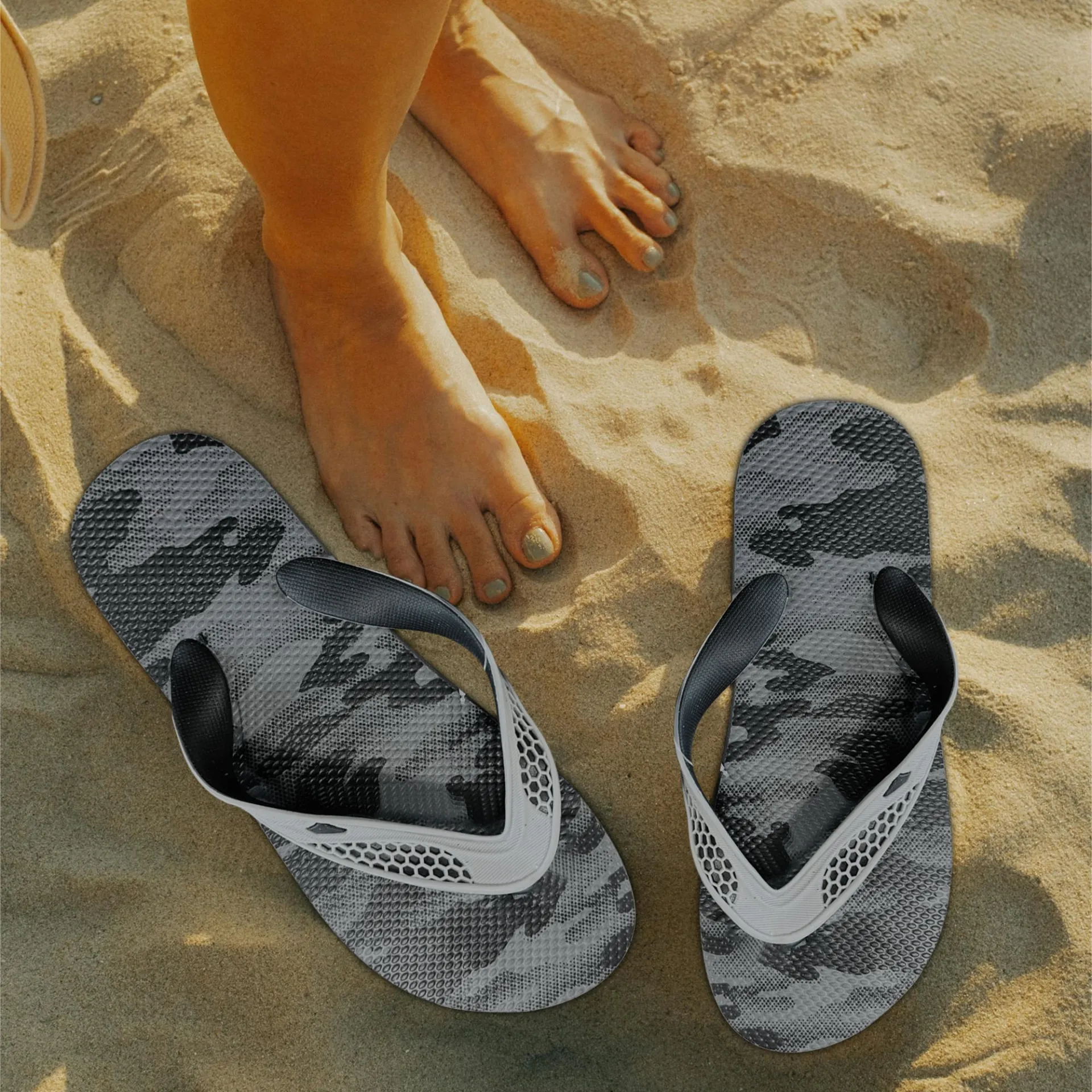 Design Rubber Women Toe Post Flip Flop Beach Slipper for Sea ~5212