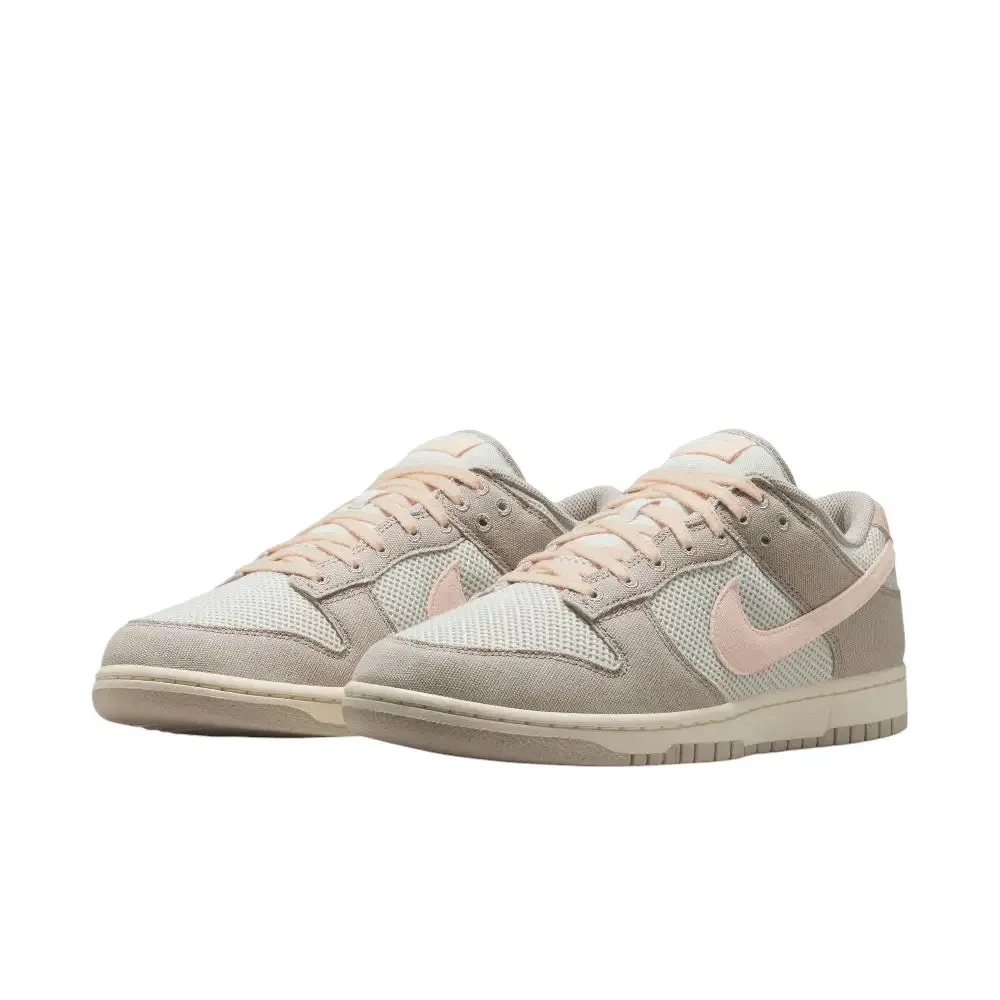 Dunk Low Pearl White