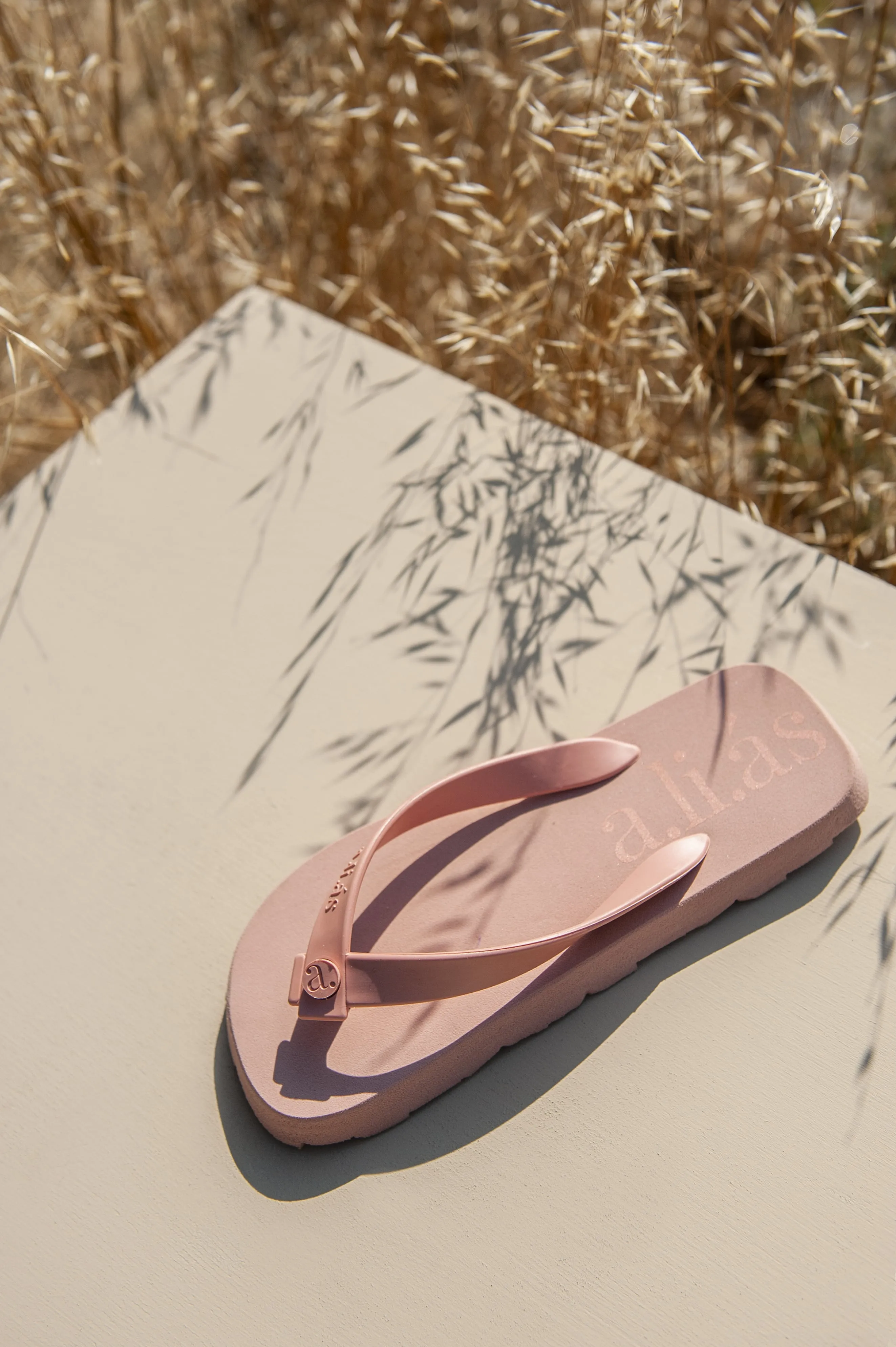 Flos Rubber Flip Flops | Muted Clay
