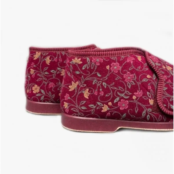 GBS BELLA Womens Extra Wide (E ) Boot Slippers Wine