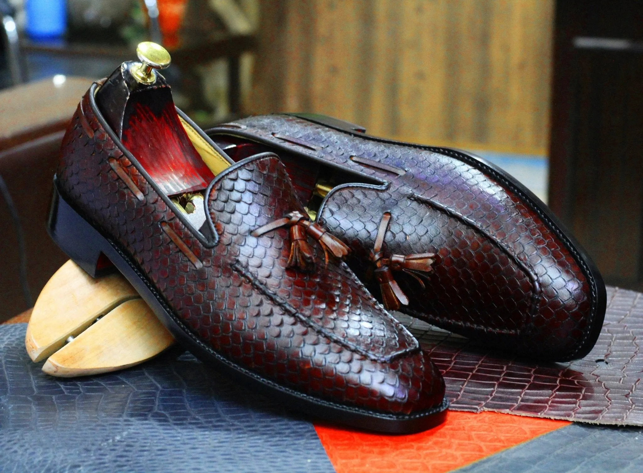 Handmade Fish Skin Textured Genuine Cow-Hide Leather Loafers