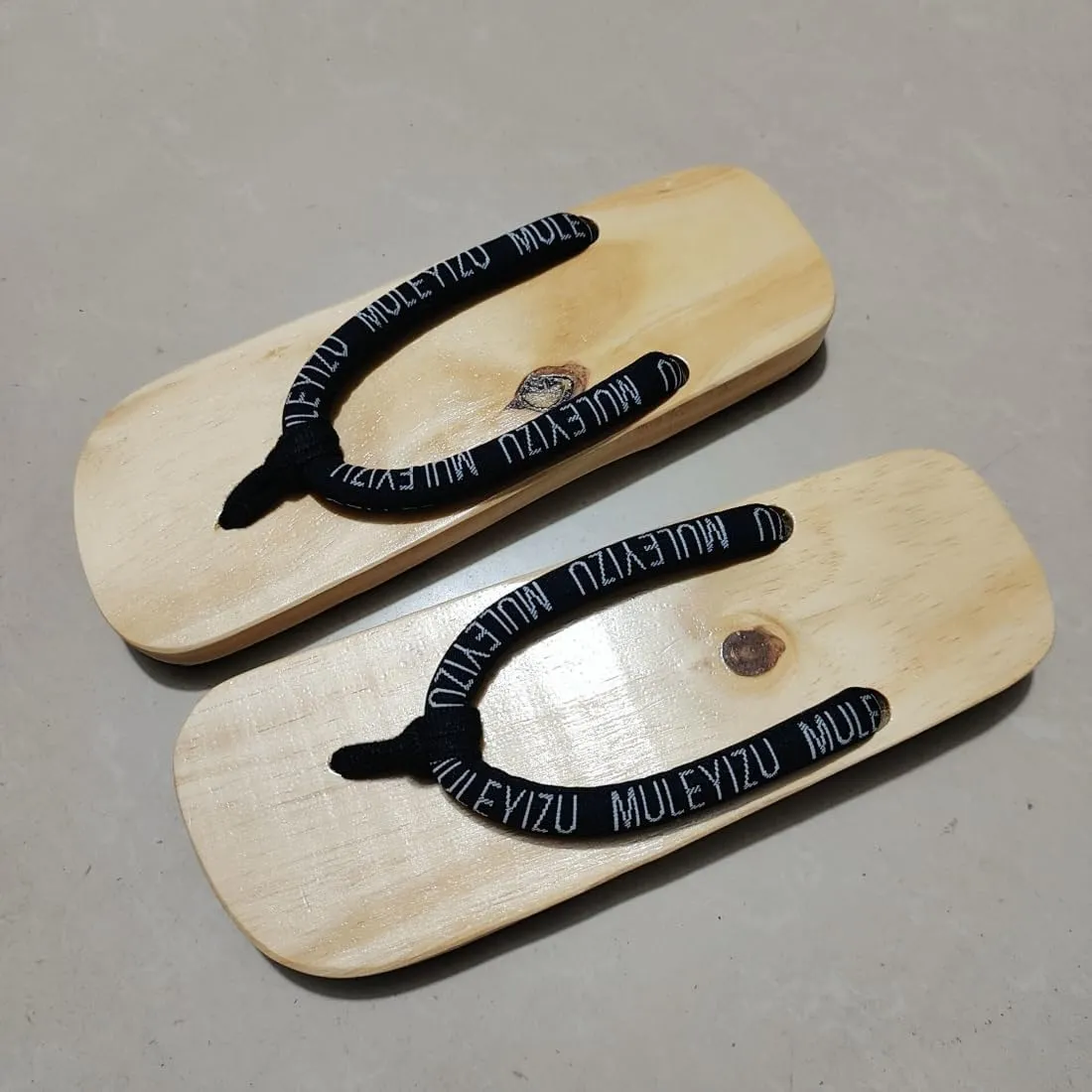 Japanese Couple Summer Wooden Indoor Outdoor Clog Shoes Unisex Cosplay Wood Versatile Non-Slip