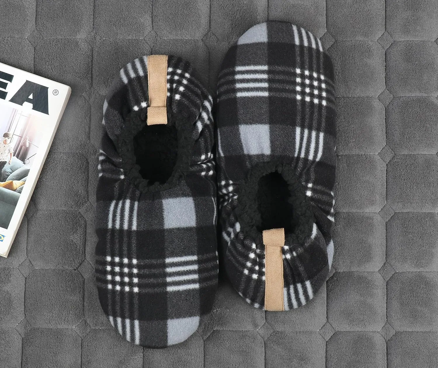 Keyela Mens Slipper Socks With Non Skid Bottoms, Warm Slipper Socks With Grippers For Men, Fuzzy House Slippers