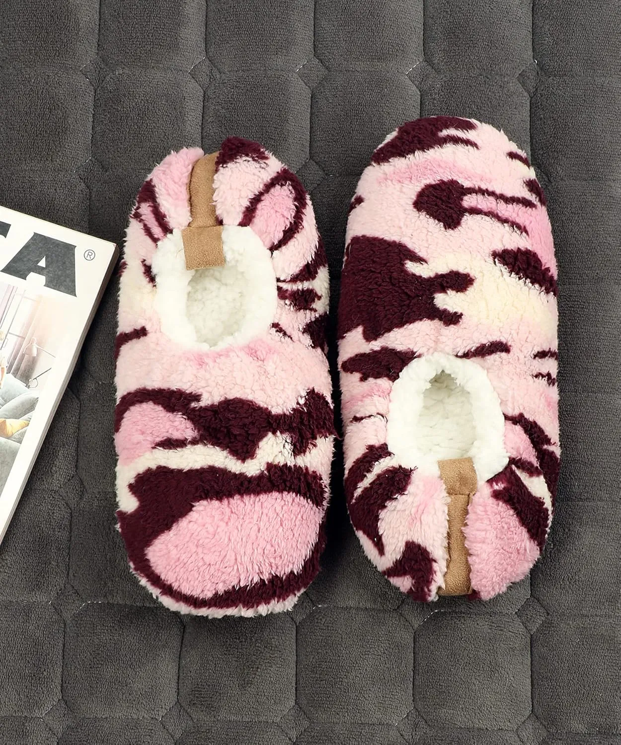 Keyela Mens Slipper Socks With Non Skid Bottoms, Warm Slipper Socks With Grippers For Men, Fuzzy House Slippers