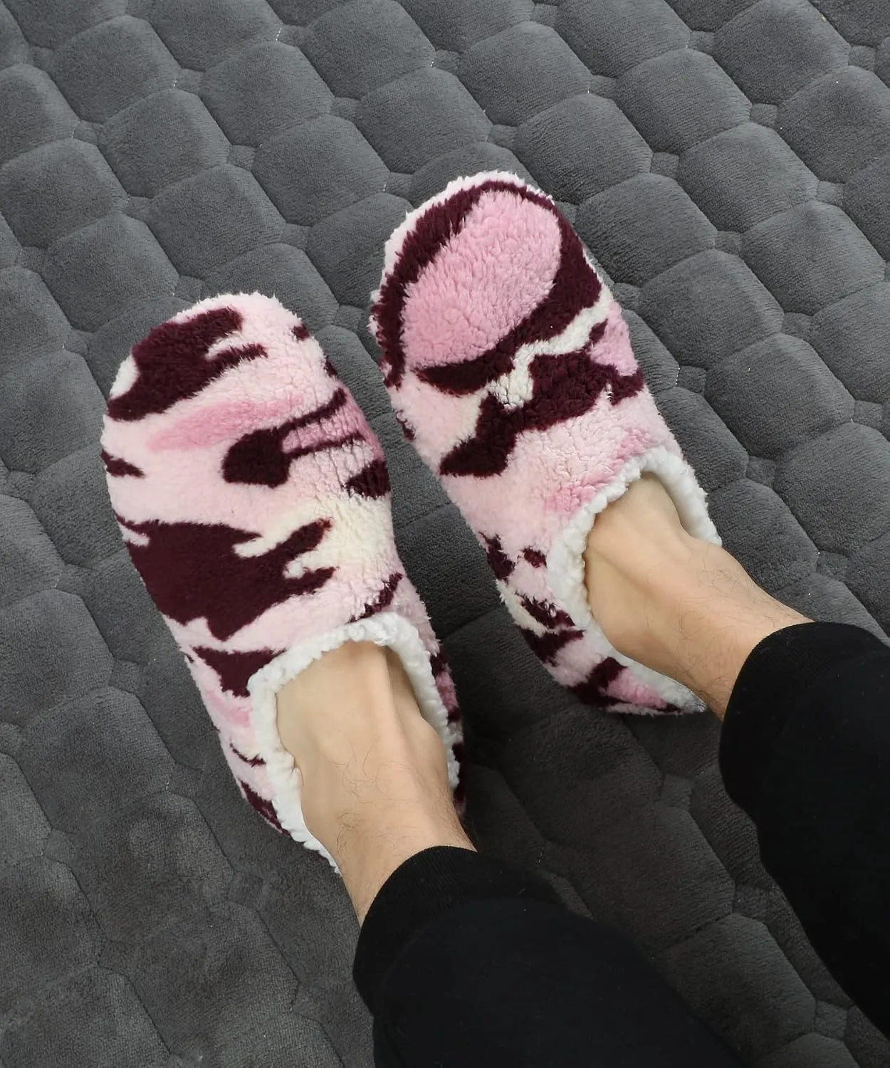 Keyela Mens Slipper Socks With Non Skid Bottoms, Warm Slipper Socks With Grippers For Men, Fuzzy House Slippers