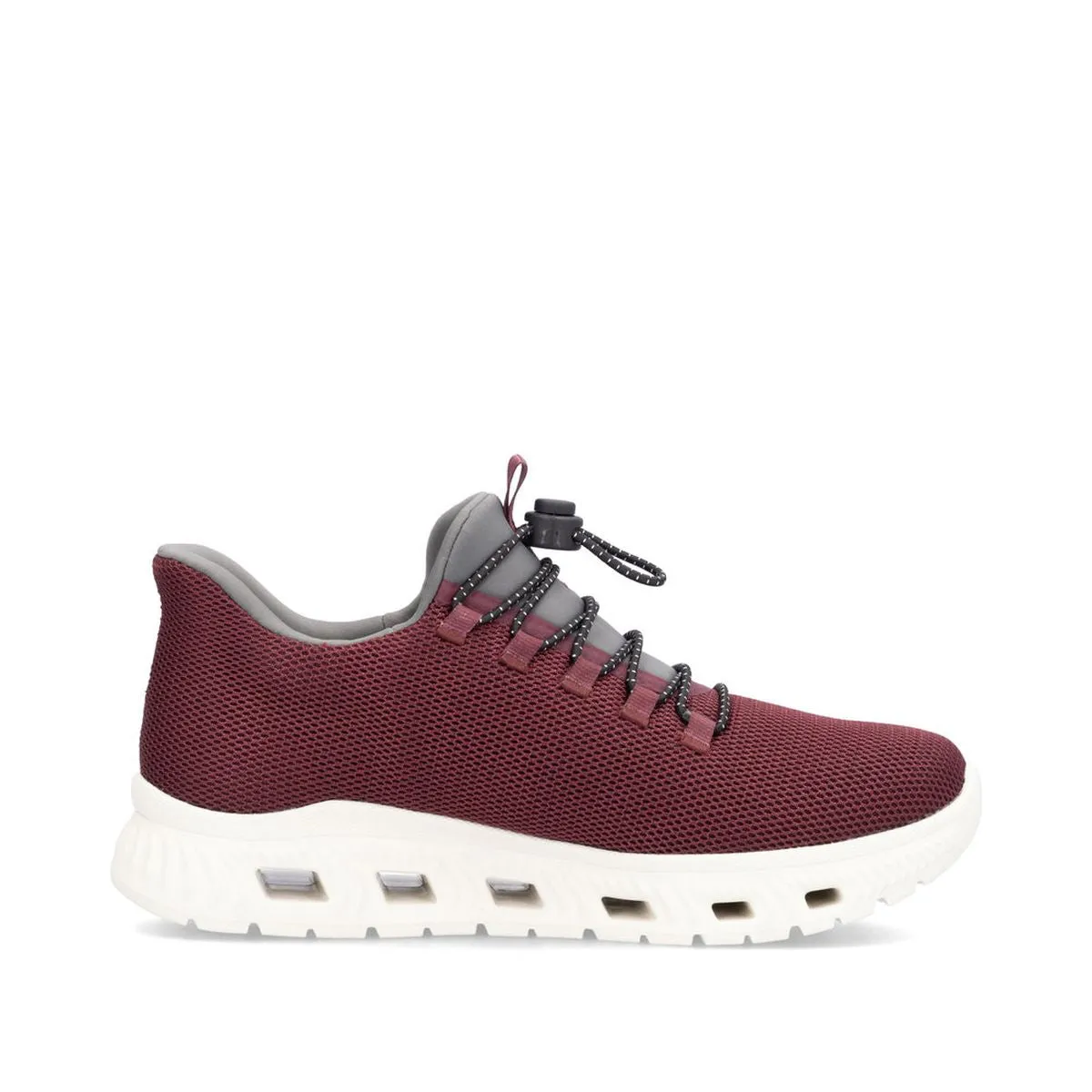 M6066 Ready to Go Sneaker