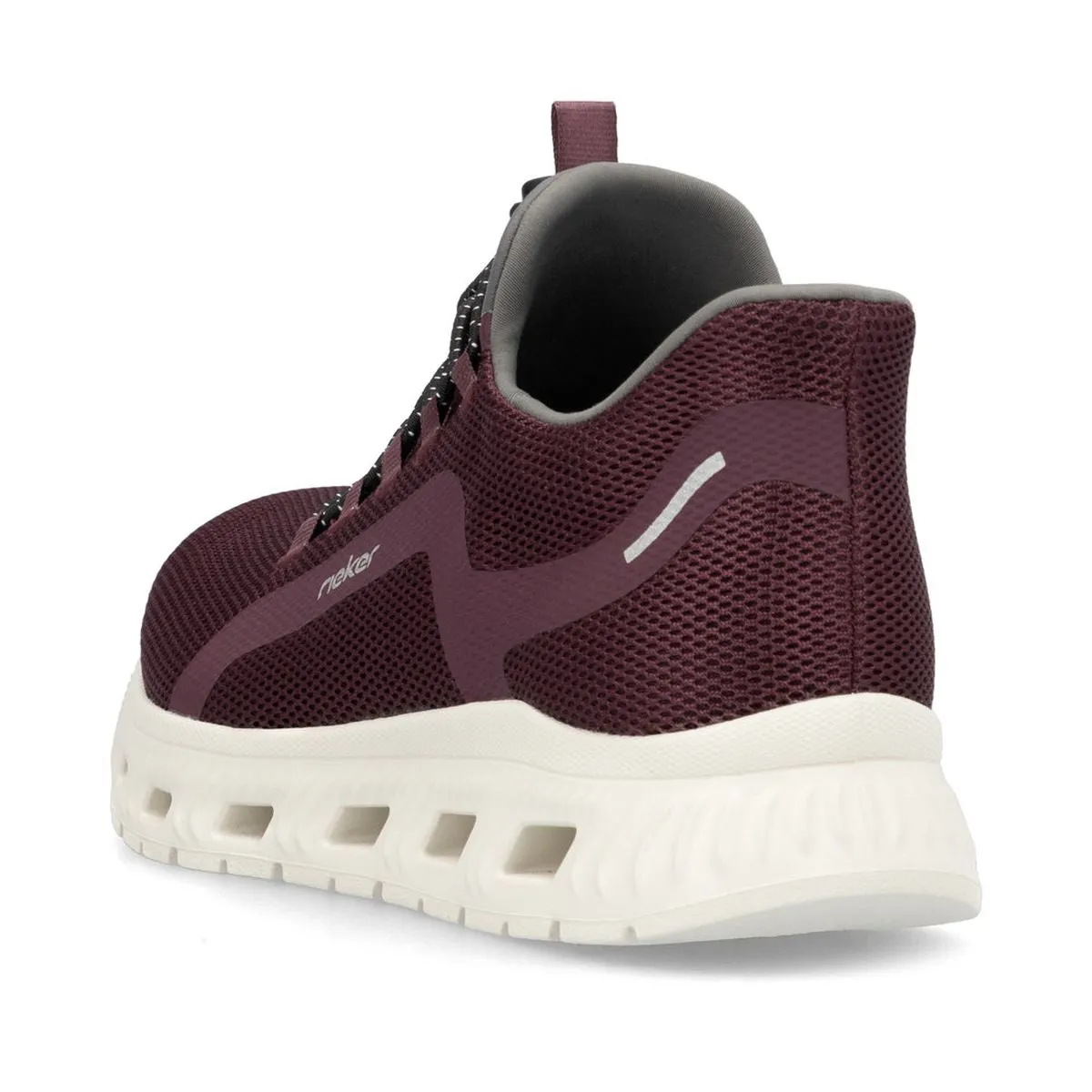 M6066 Ready to Go Sneaker