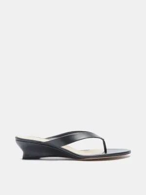 Micro Wedge Thong Sandal / Black Leather