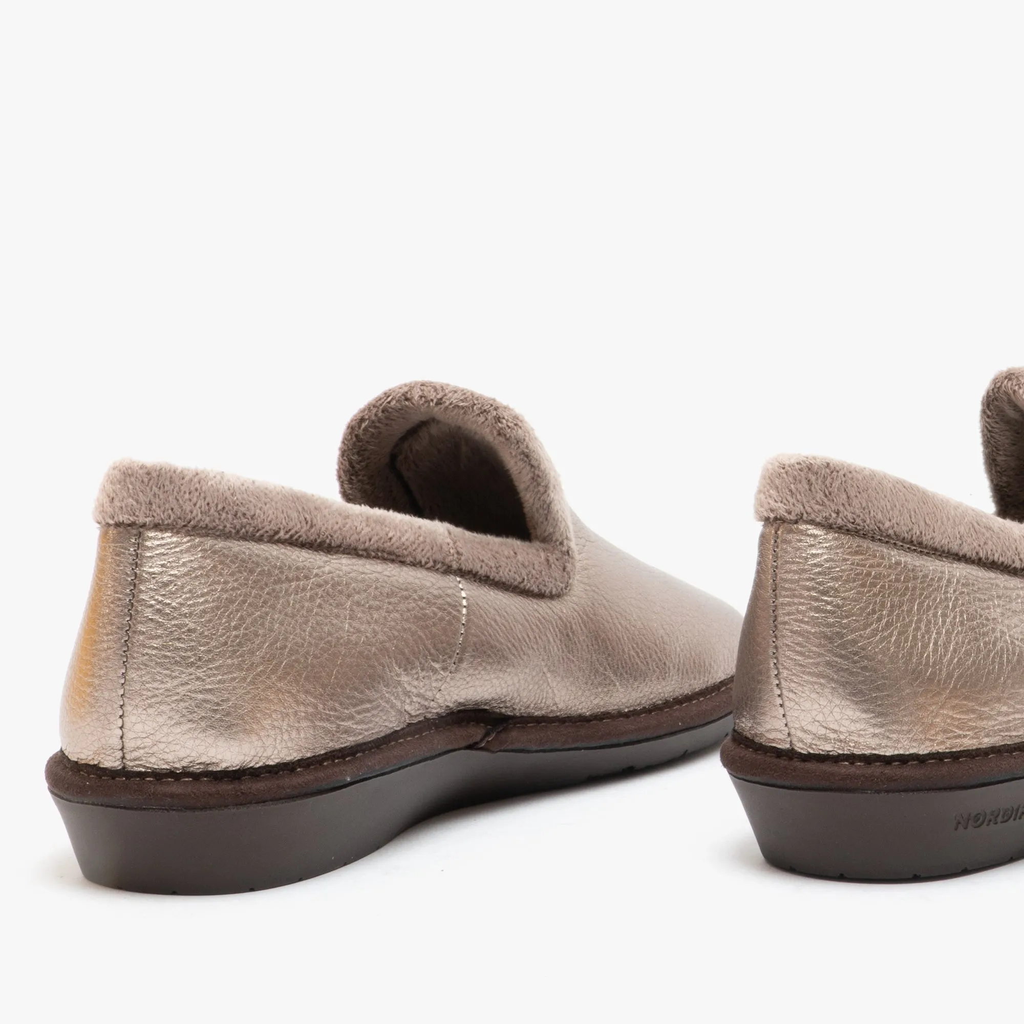 Nordikas 305 (NAPA) Womens Full Slippers Onyx