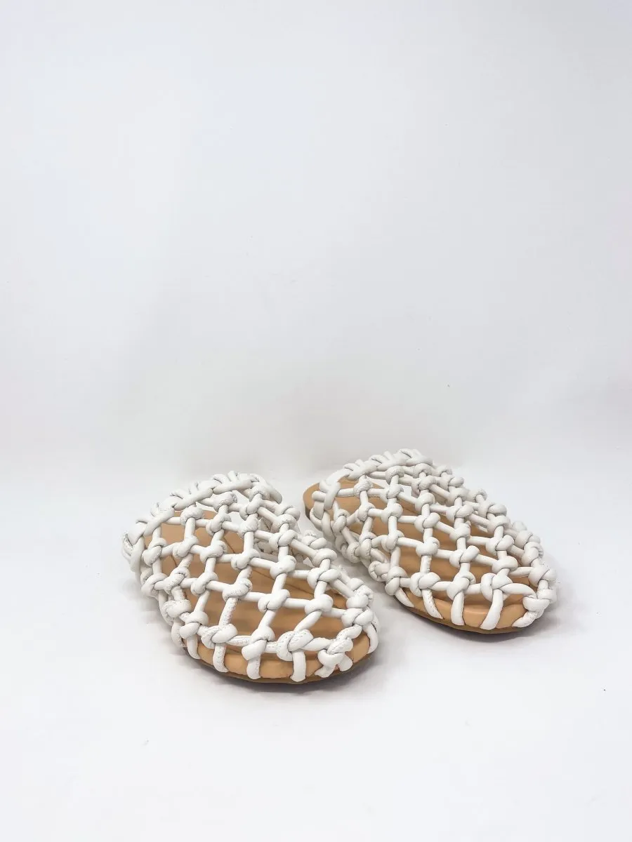 Nour Soft Braided Slipper in White