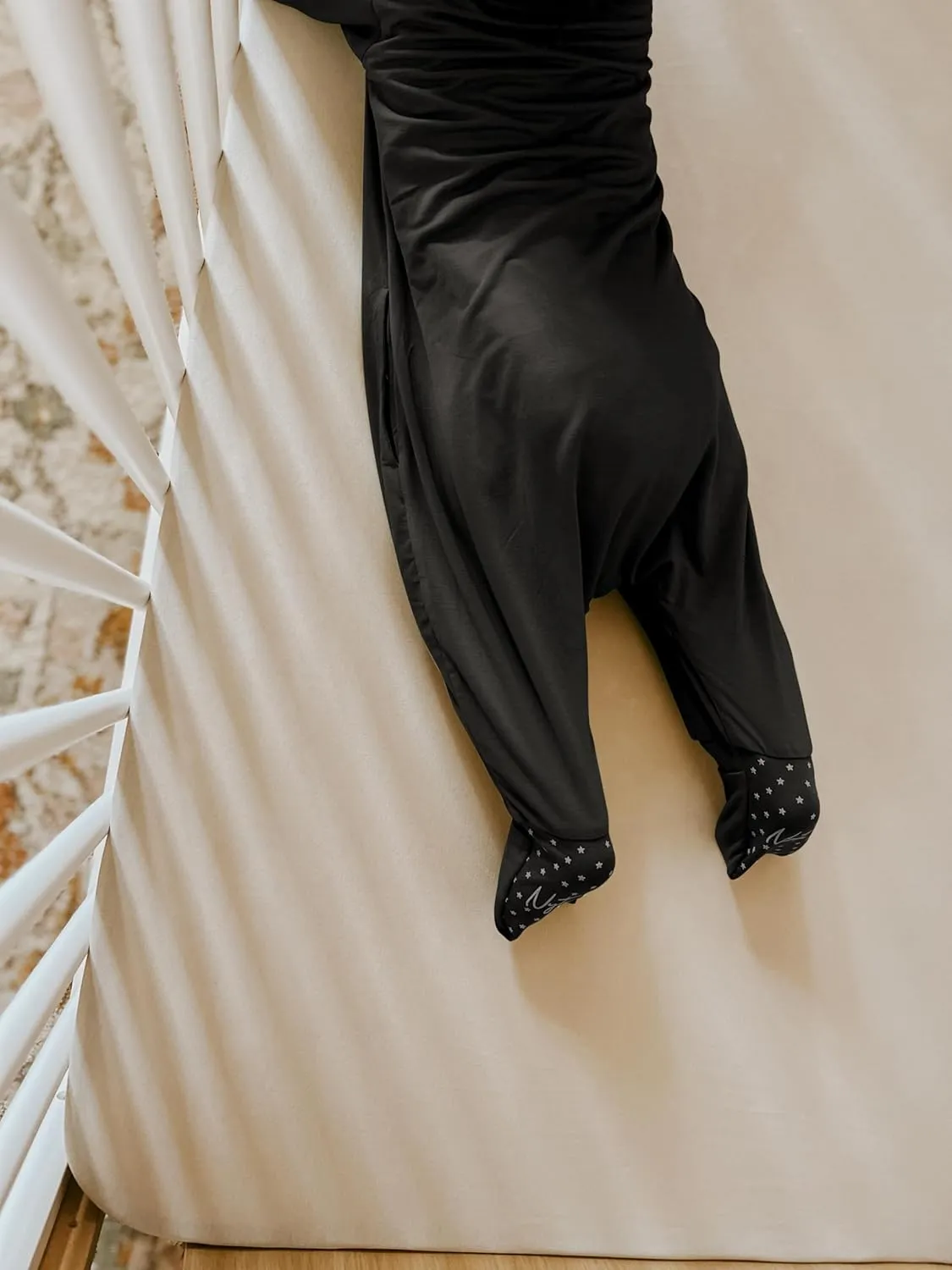 Nyte Nyte Baby- 0.5 TOG SnuggleSack Sleep Sack Rumper W Sleeves, Adjustable Feet Cuffs & Anti-Slip Grip