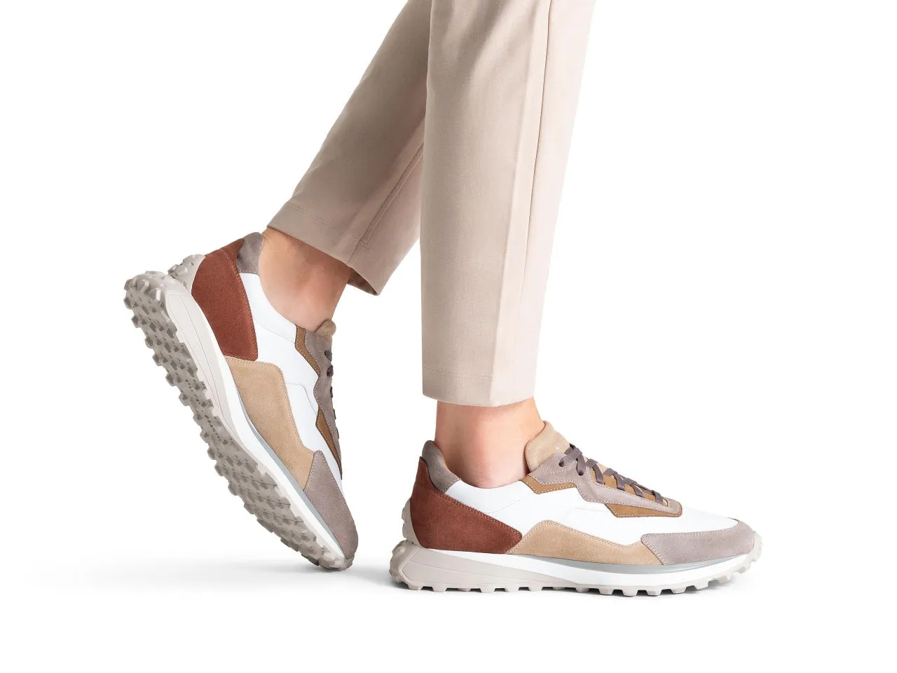 Onyx Sneaker