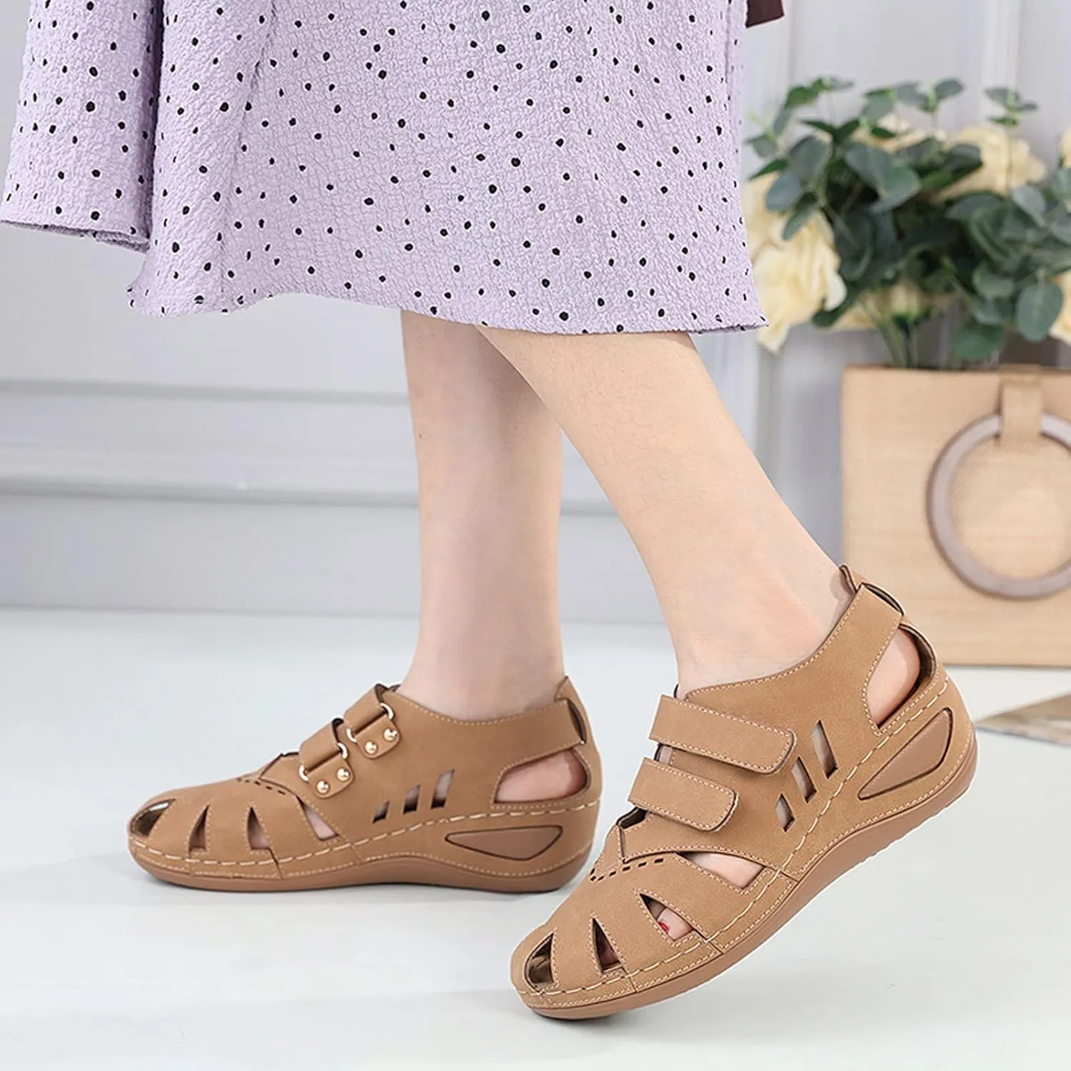 Orthopedic Sandals for Women Wide Width Thick Cushion Platform Yoga Mat Barefoot Plantar Fasciitis Relief Orthopedic Recovery Casual Vacation Footwear Summer Flip Flops for Women