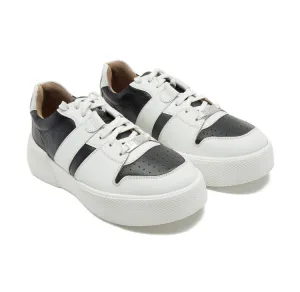 oval-white-&-black