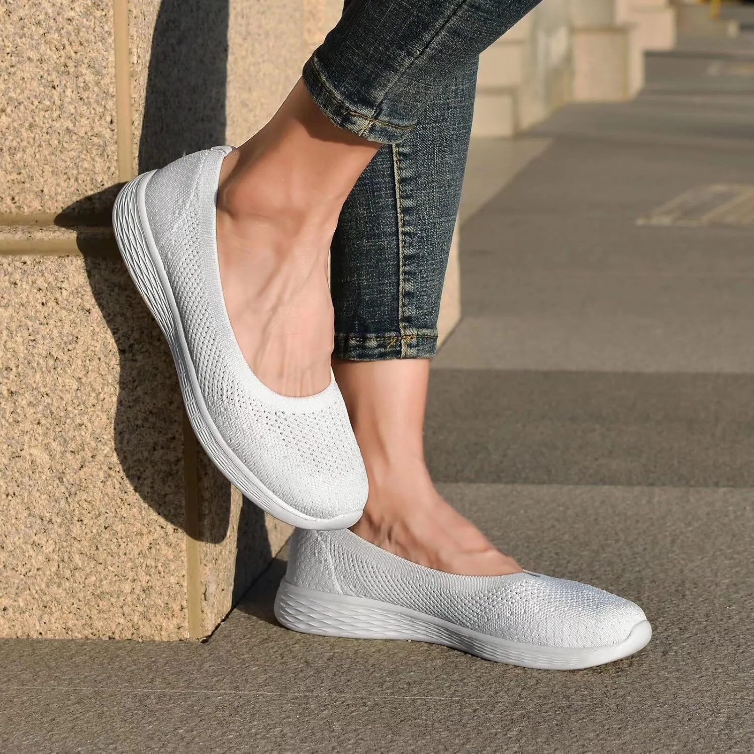poemlady Women's Slip on Loafer Shoes - Mesh Casual Ballet Flat Nurse Walking Sneakers Round Toe Knit Casual Memory Foam Shoes