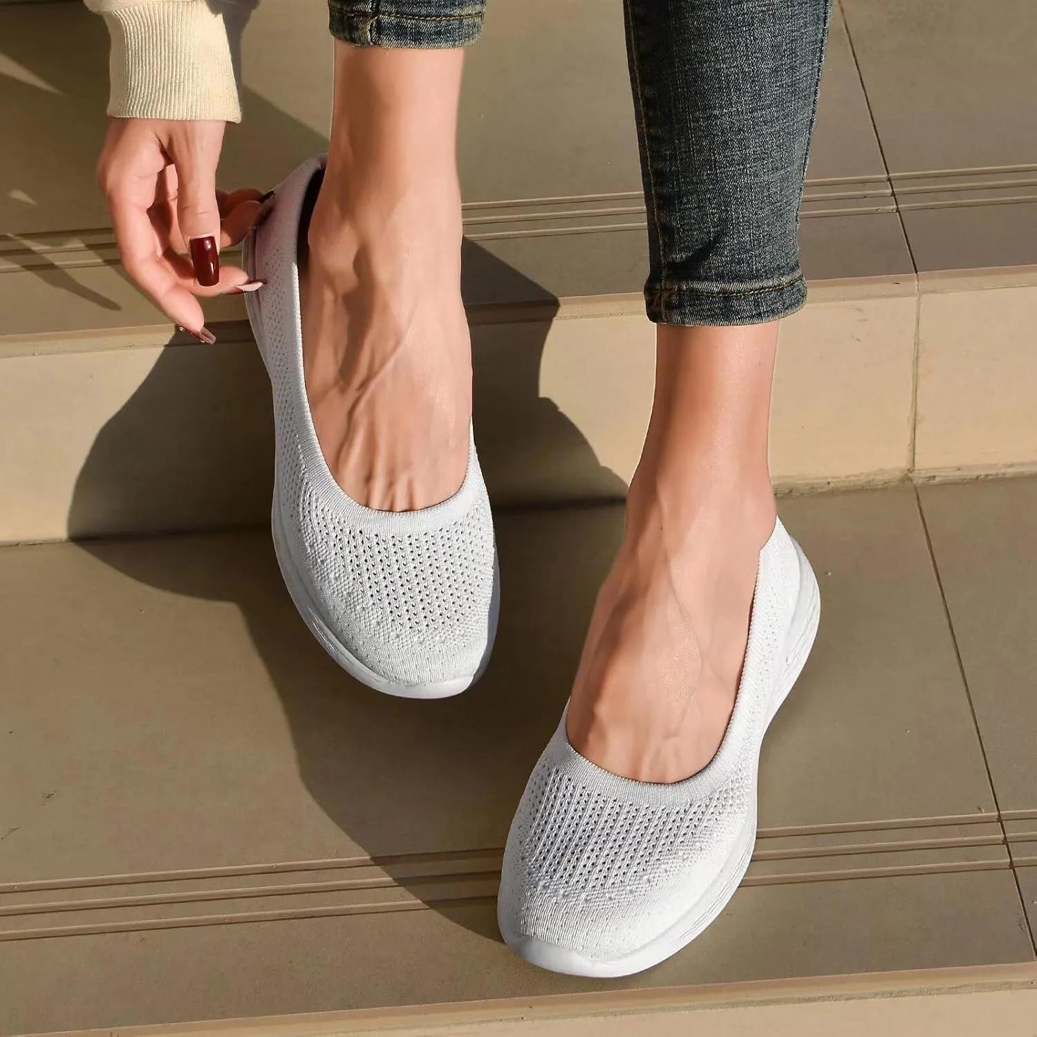poemlady Women's Slip on Loafer Shoes - Mesh Casual Ballet Flat Nurse Walking Sneakers Round Toe Knit Casual Memory Foam Shoes