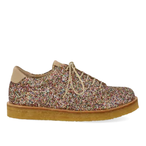 Sneaker mit Glitzer und Plateausohle