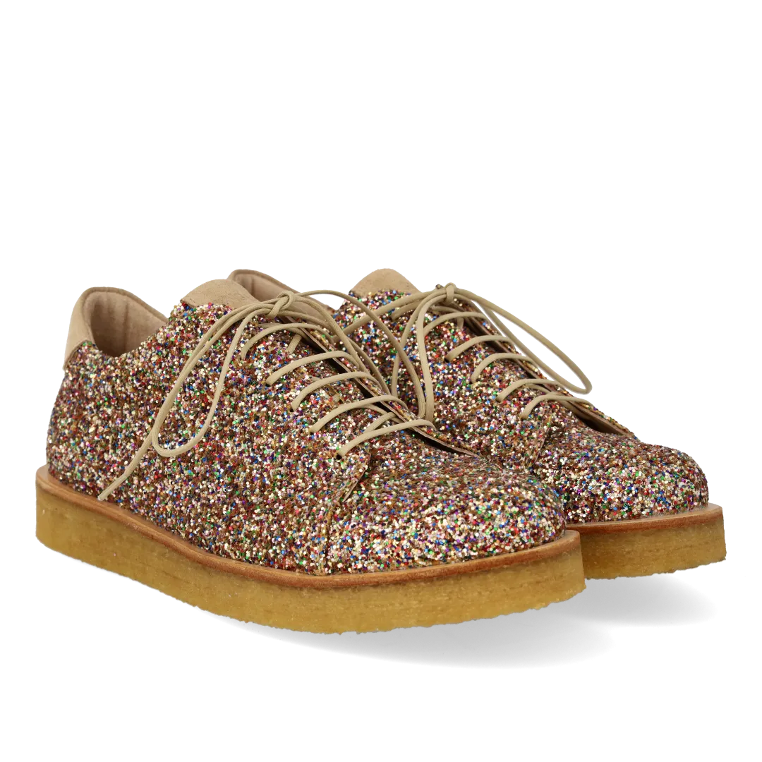 Sneaker mit Glitzer und Plateausohle