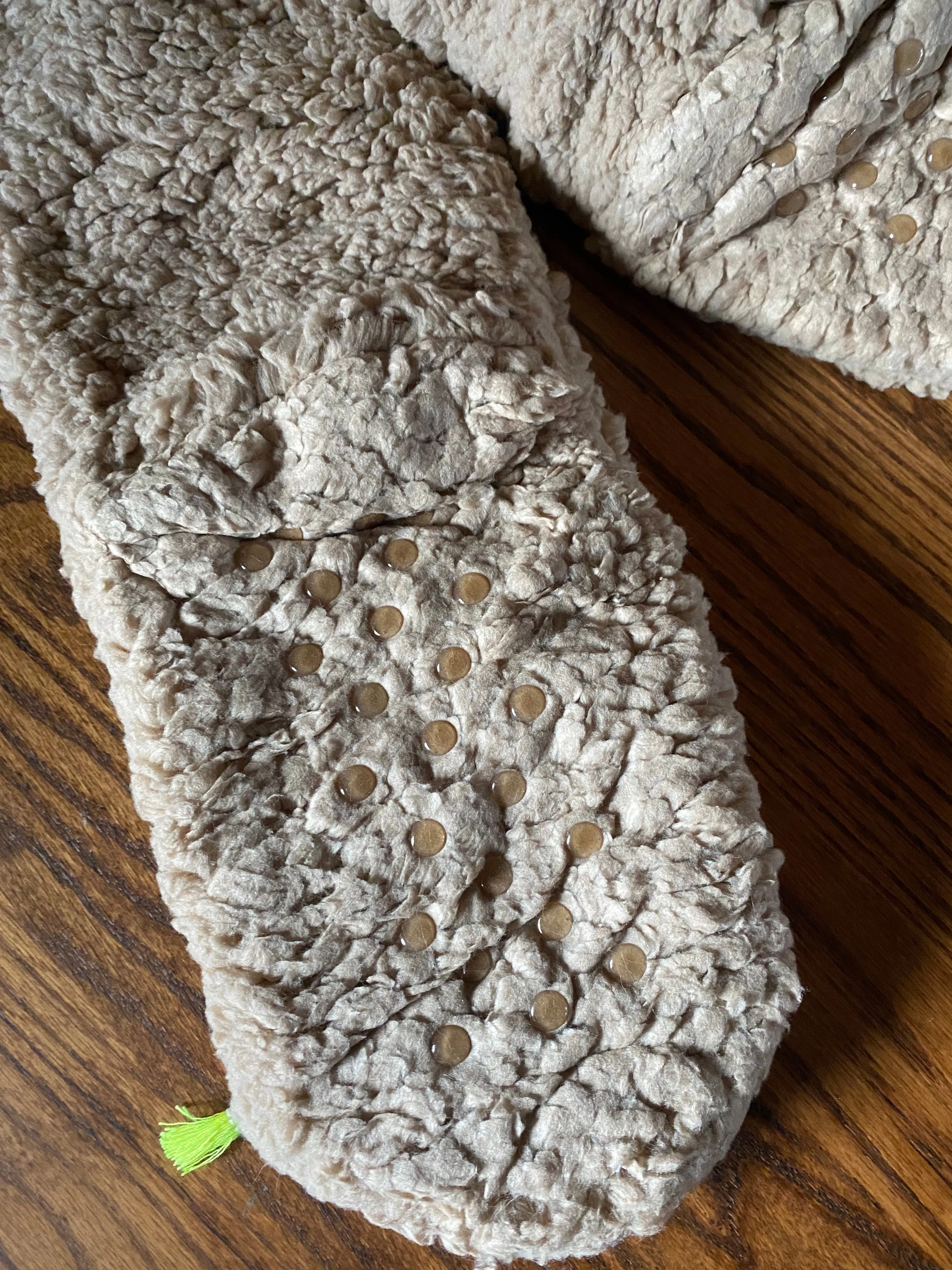 Socks- Alpaca Head Slipper