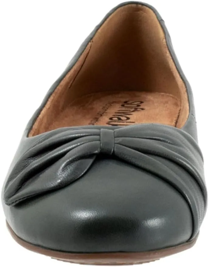 SoftWalk Women's Sofia Loafer Flat