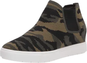 STEVEN by Steve Madden Women's Chime Sneaker