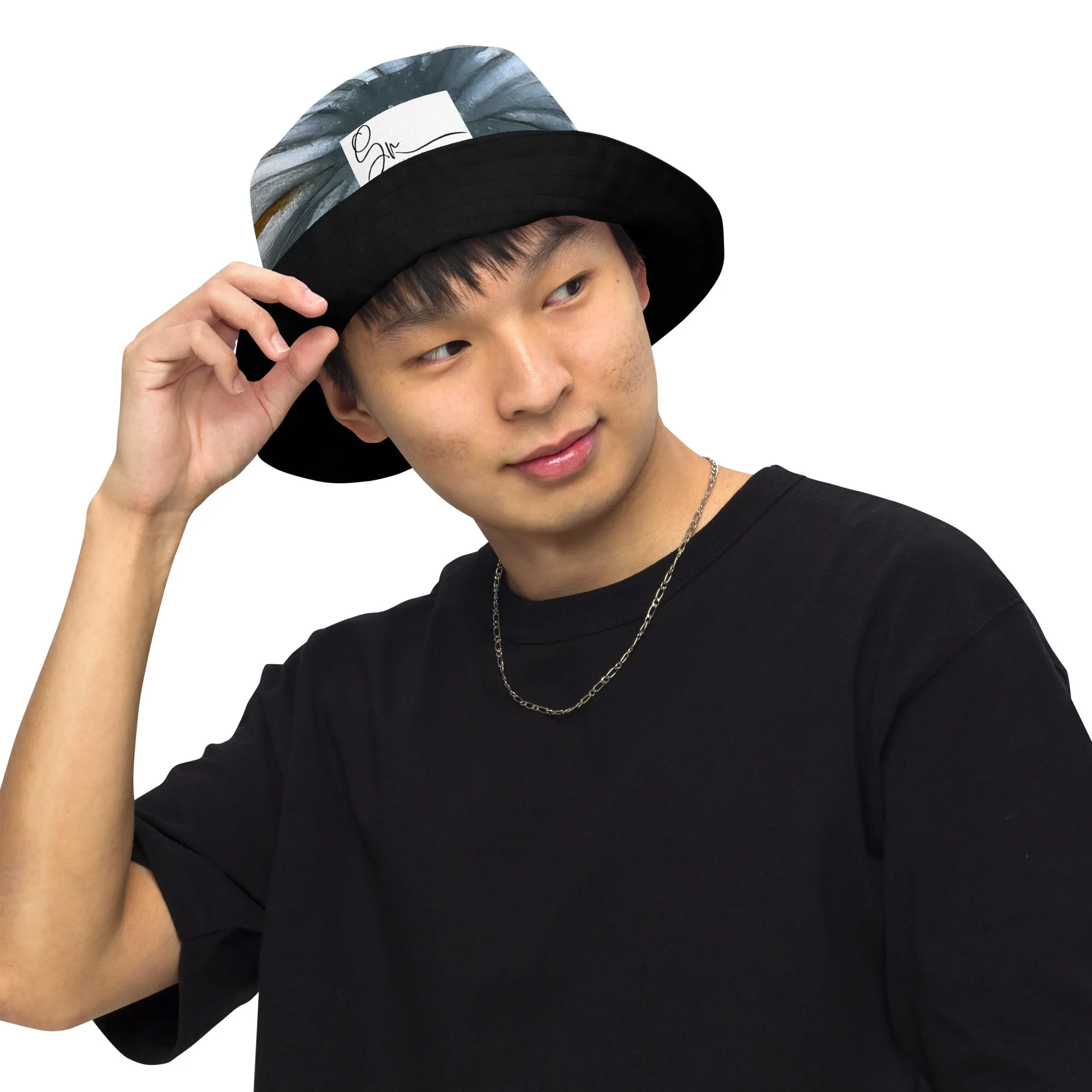 Survivor - Reversible bucket hat