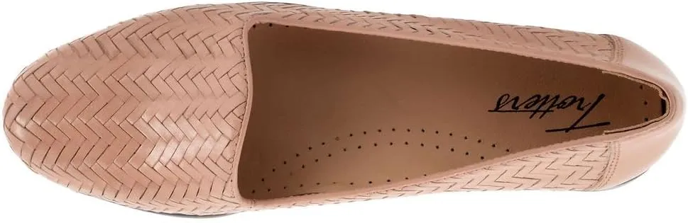 Trotters Women's Lis III Loafer